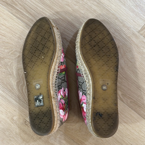 Gucci Blooms Print Whipstitch Trim Espadrilles - Used - Picture 2 of 2